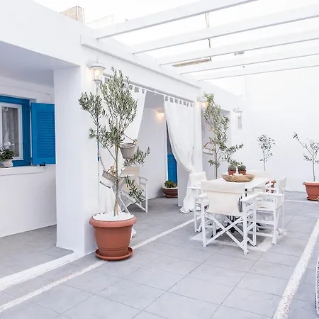 Iokasti Vila Fira (Santorini)