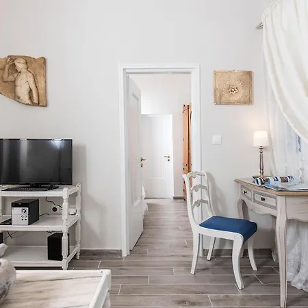 Вилла Iokasti Тира