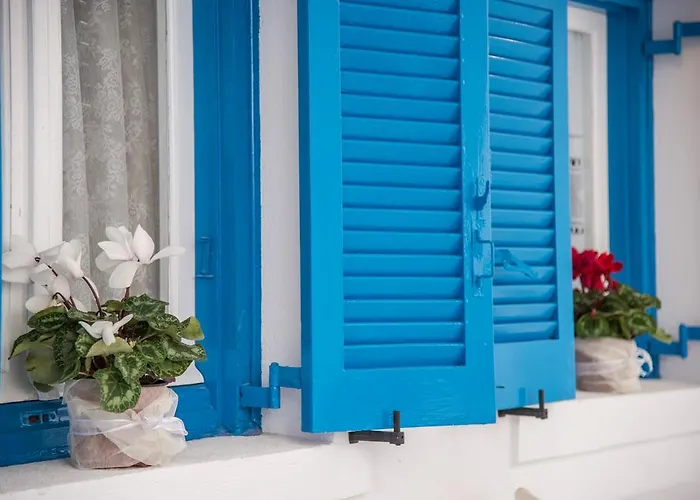 Iokasti * Fira (Santorini)