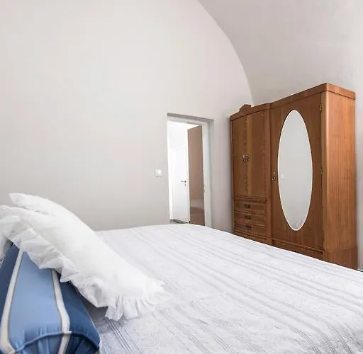 Villa Iokasti Fira (Santorini)