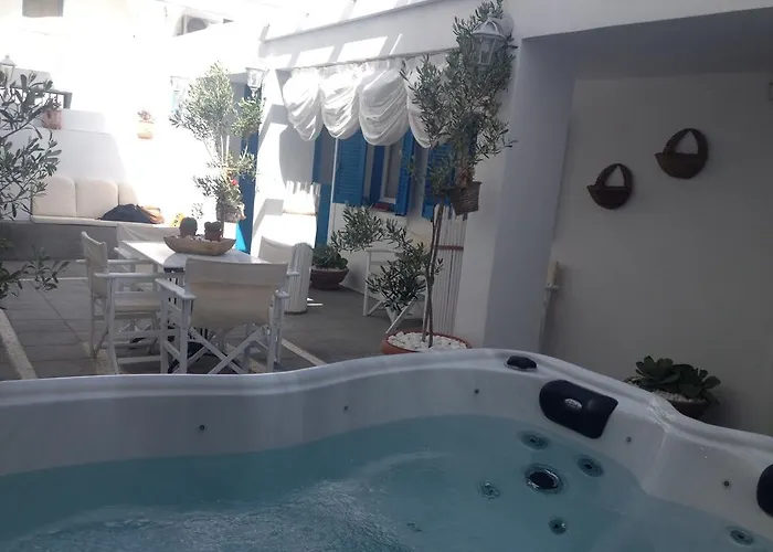 Iokasti * Fira (Santorini)