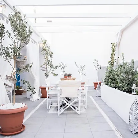 Iokasti Fira (Santorini)